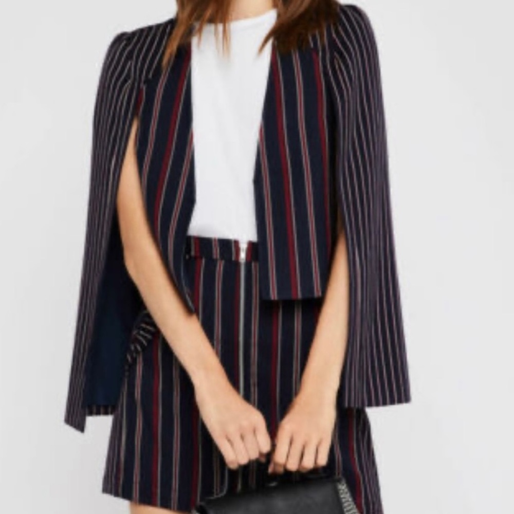 BCBG generation NWT SZ M cape blazer